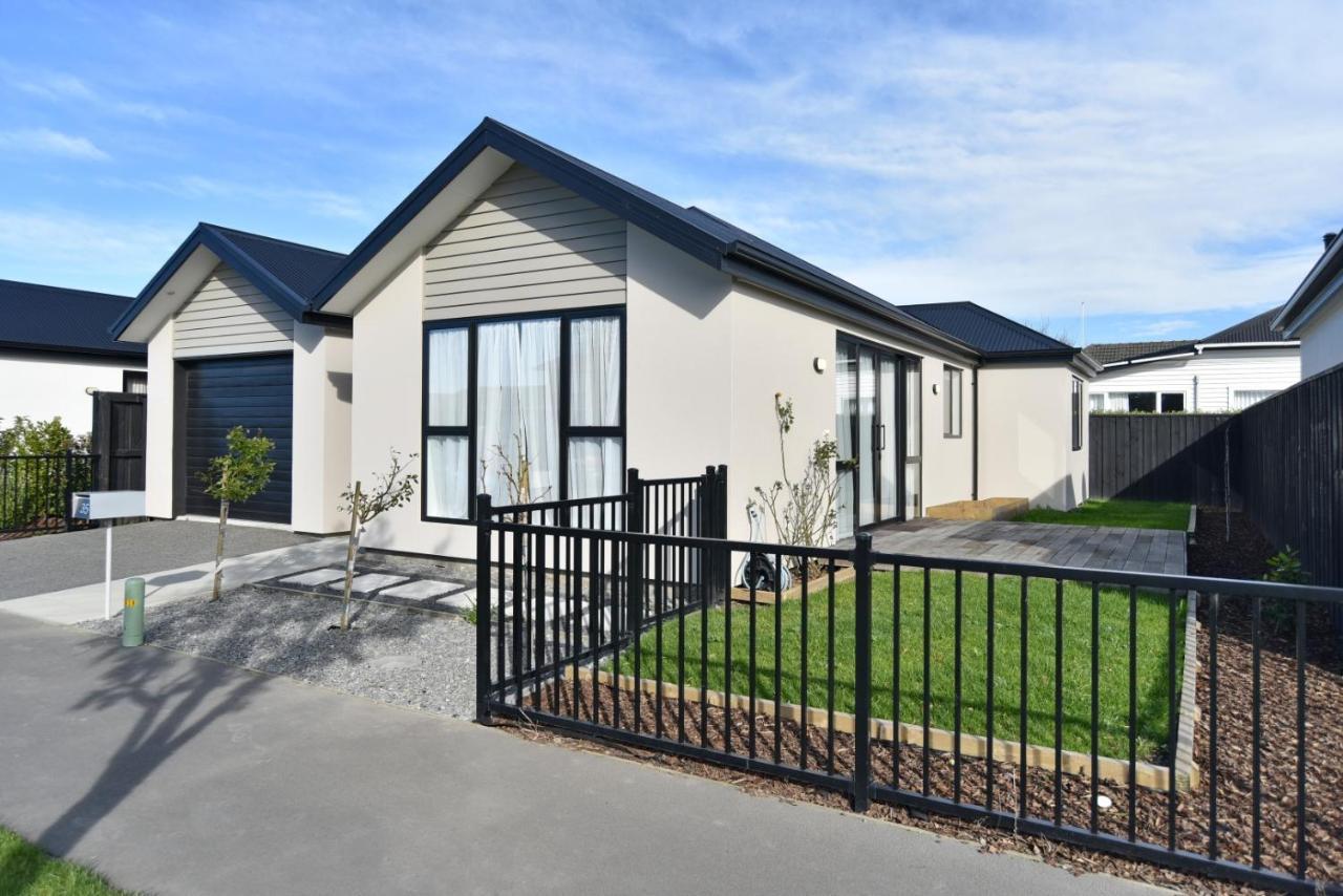 Thomas Townhouse - Christchurch Holiday Homes المظهر الخارجي الصورة