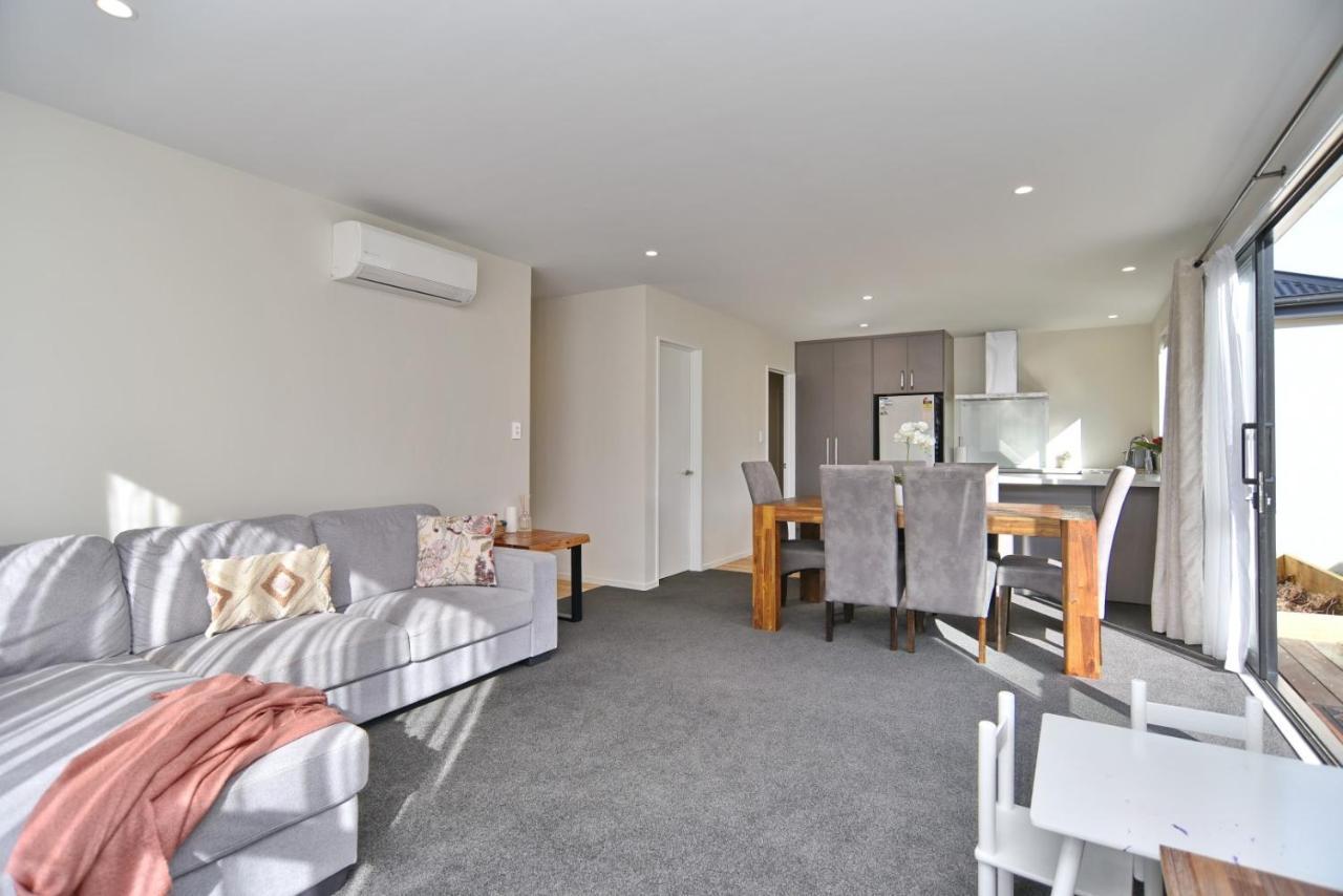 Thomas Townhouse - Christchurch Holiday Homes المظهر الخارجي الصورة
