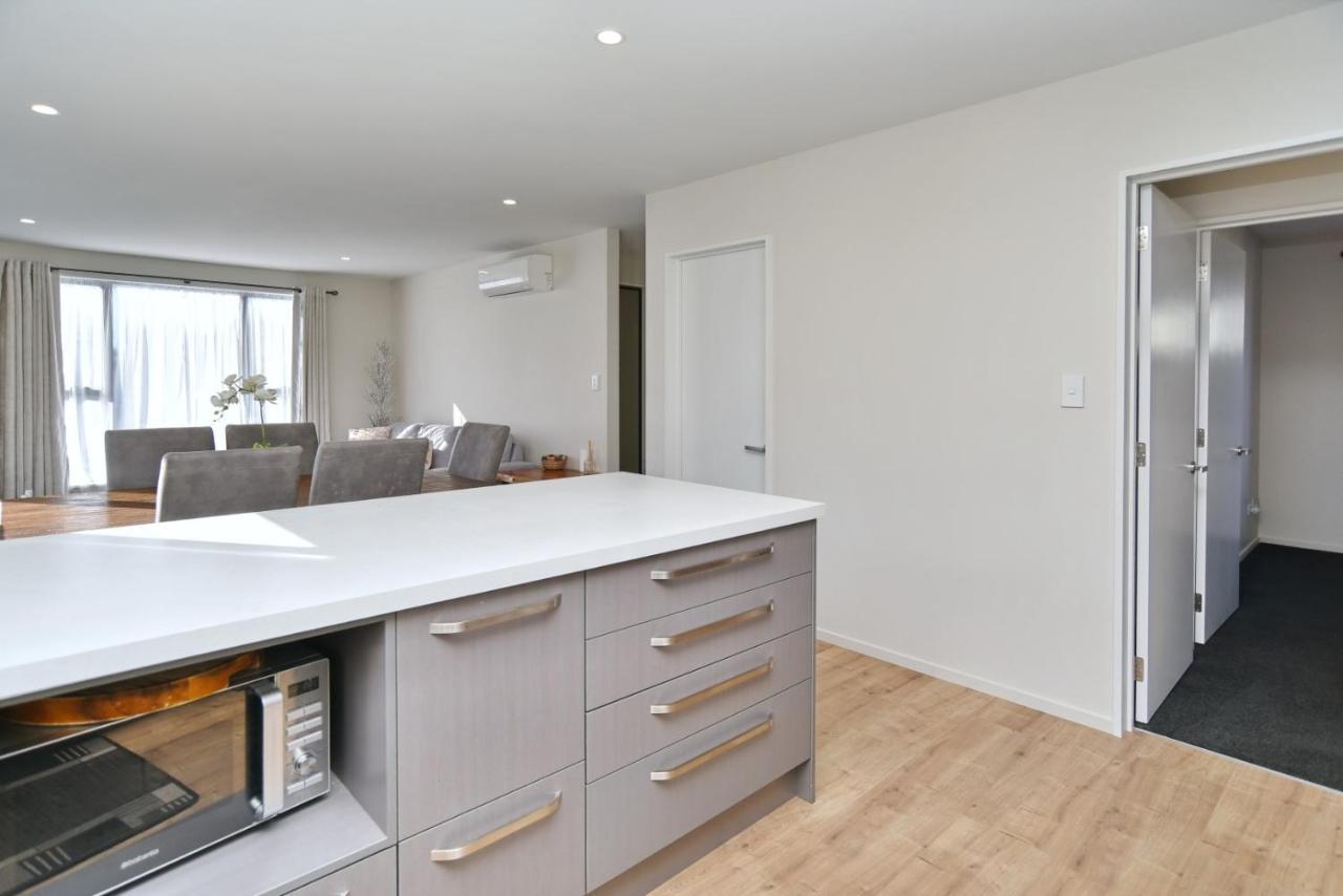Thomas Townhouse - Christchurch Holiday Homes المظهر الخارجي الصورة